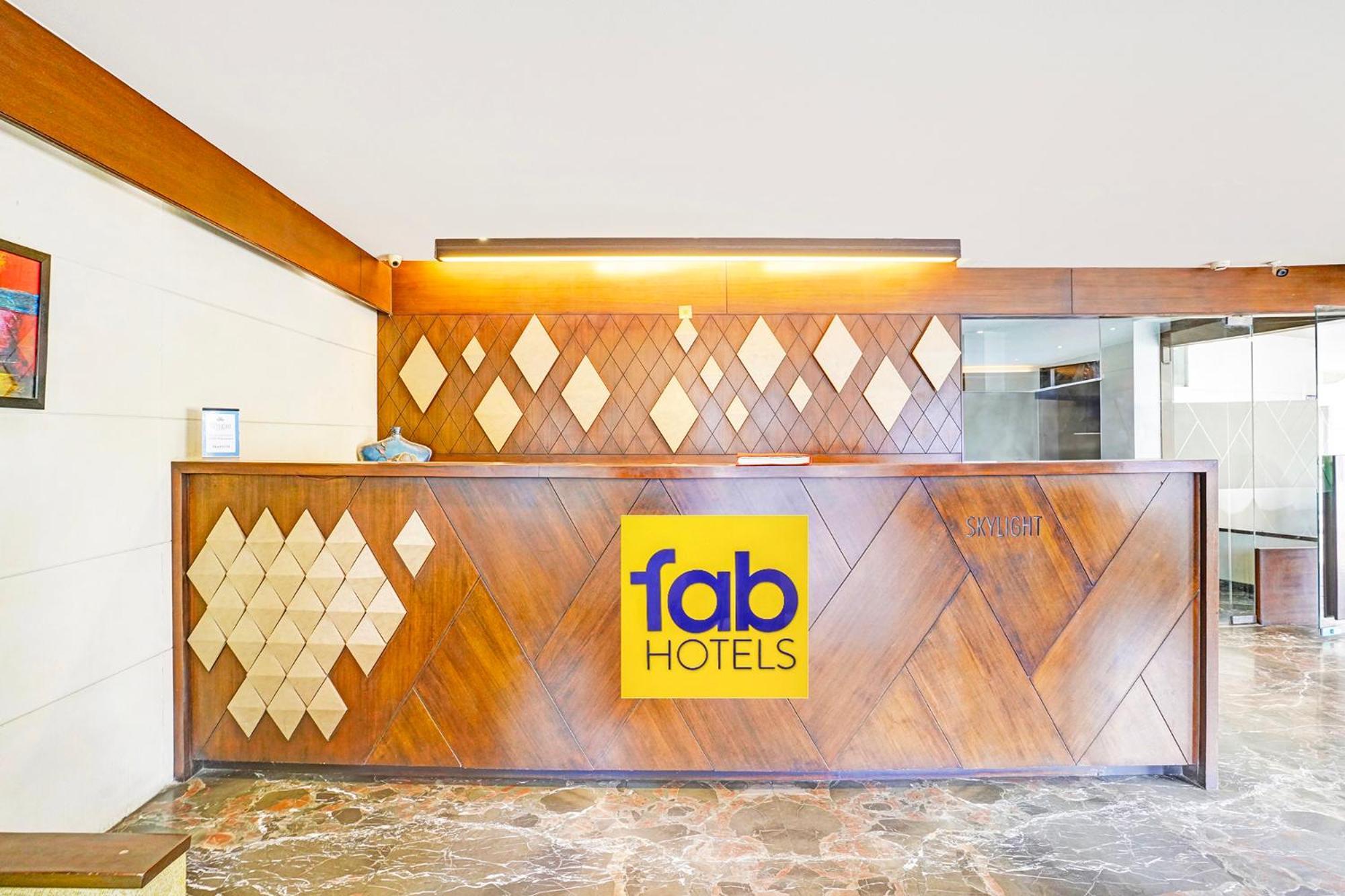 Fabhotel Prime Sky Light Vadodara Buitenkant foto