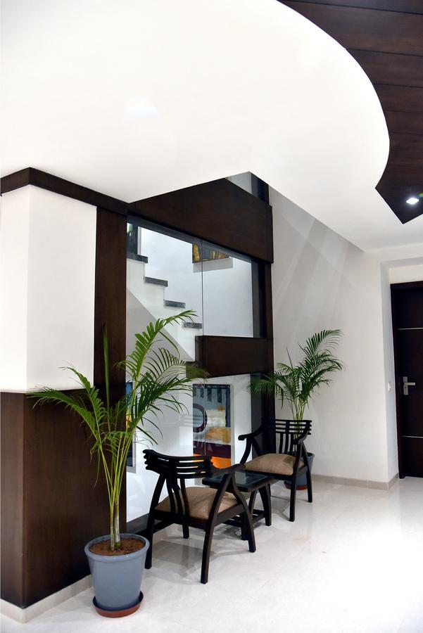 Fabhotel Prime Sky Light Vadodara Buitenkant foto